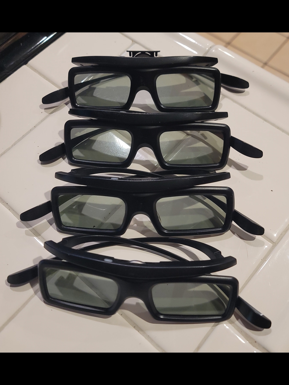 Samsung active 3D shutter glasses Black 4 Pairs